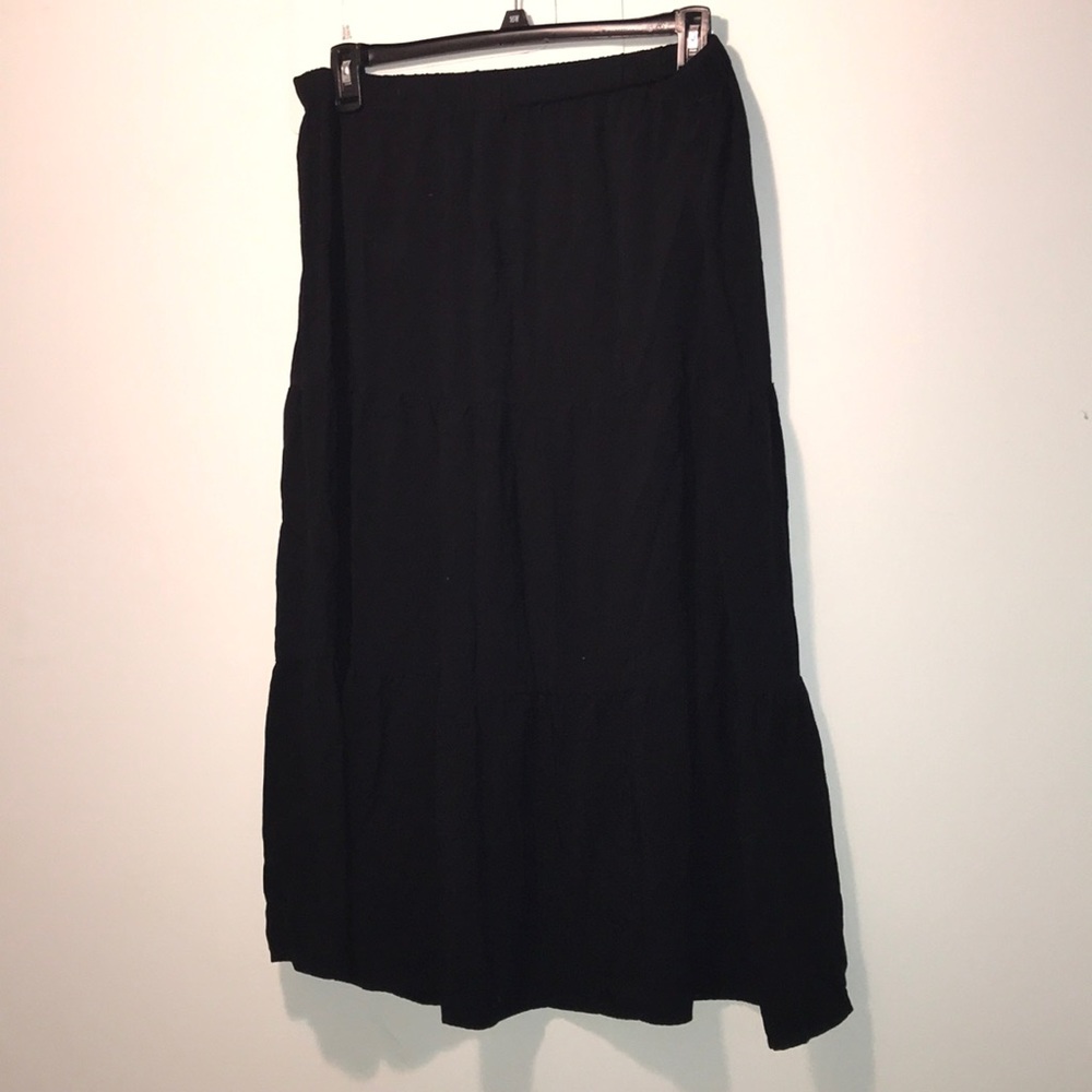 Croft & barrow black stretchy skirt size XL